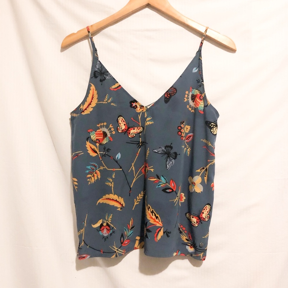 blue a&f essentials top